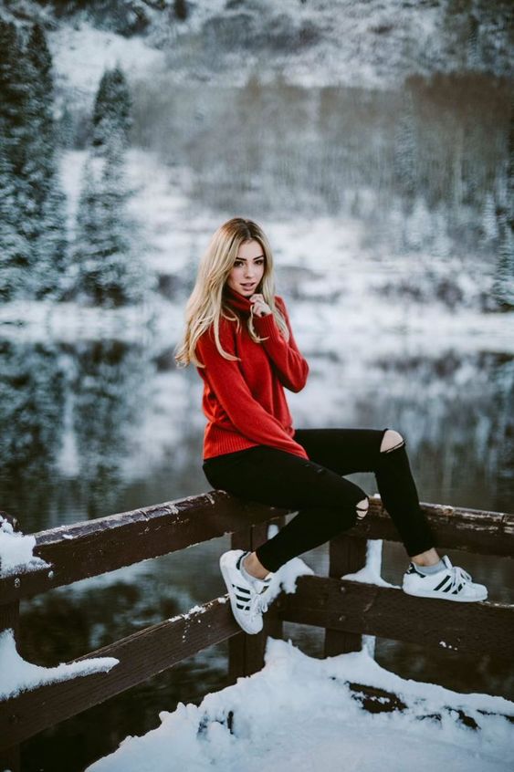 مدل ژست عکس دخترانه در برف