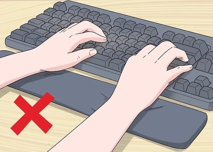 تنظیم وسایل هنگام کار با کامپیوتر صحیح