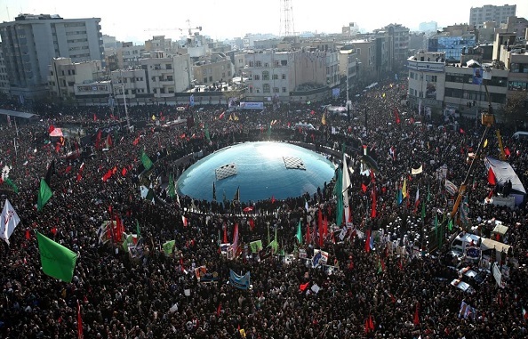 حضور میلیونی مردم تهران در تشییع پیکر سردار سلیمانی