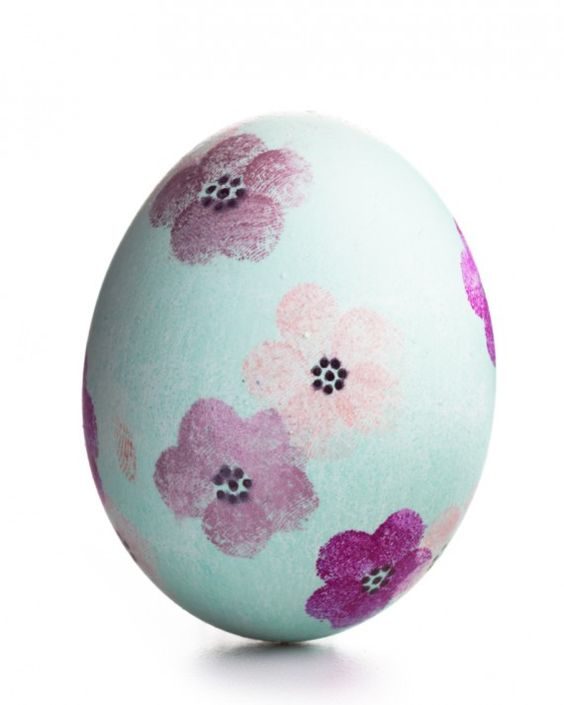 رنگ آمیزی تخم مرغ برای تزیین سفره هفت سین 
