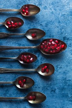 مجموعه والپیپر شب یلدا برای موبایل