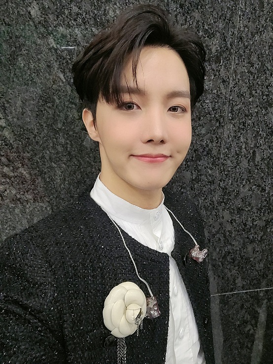 عکس جدید یونگ هو سوک ( J-Hope ) گروه بی تی اس