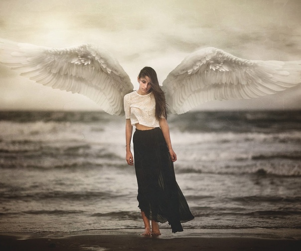 عکس دختر با بال فرشته